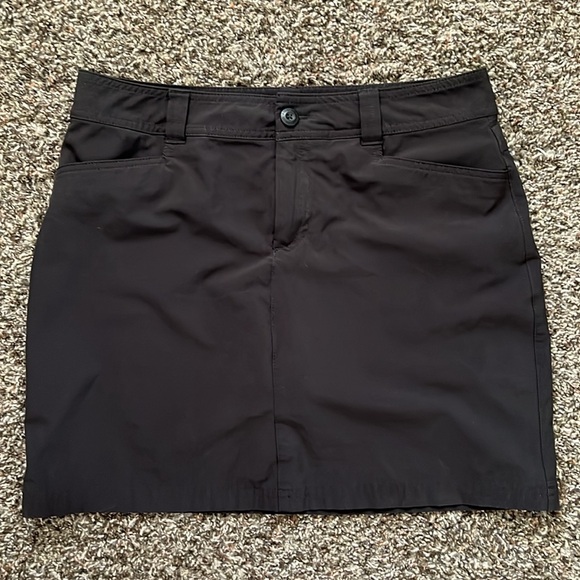 Eddie Bauer Active Adventurous Solid Black Skirt Skort, Size 6, Spandex Blend - Picture 1 of 13